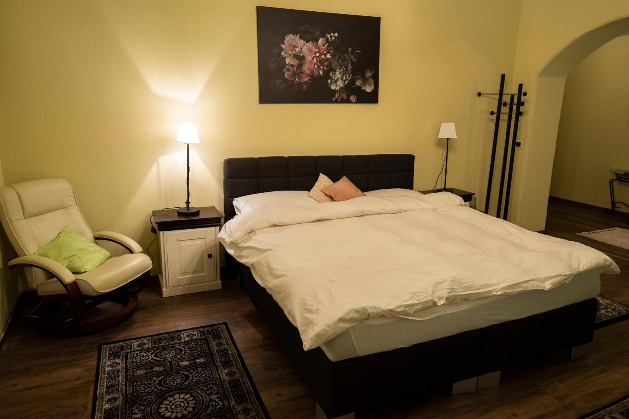 Hotel Und Restaurant Halbinsel Blieskastel Eksteriør bilde
